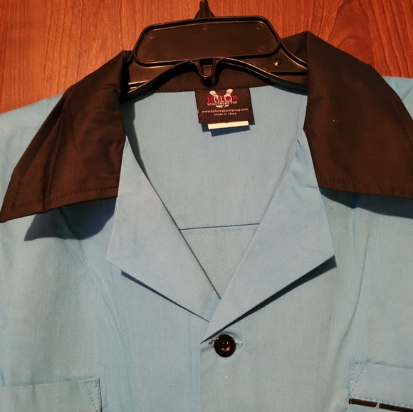 HILTON BOWLING 🎳 SHIRT 👕 - Picture 3 of 16